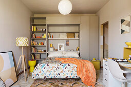 murphy style bed and desk in the bedroom