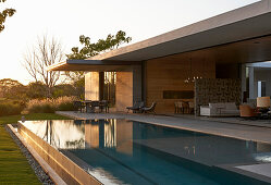 Inside / outside living space with canopied terrace and pool