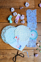Gift for Mothers' day: canvas heart, doilies and photo of child