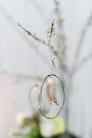 A DIY wire Easter egg as a decoration