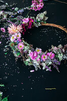 DIY wreath with summer flowers