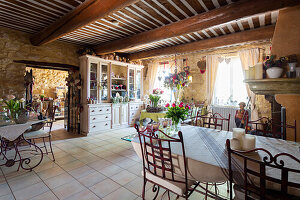 Dining room in Provençal country house