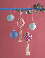 Christmas baubles decorated with macramé