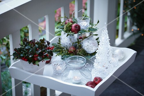 Weihnachtsdeko Auf Der Terrasse Bild Kaufen 11175461