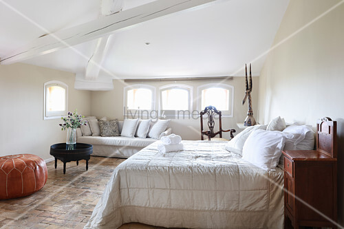 Rustic Attic Bedroom With Wooden Ceiling Buy Image