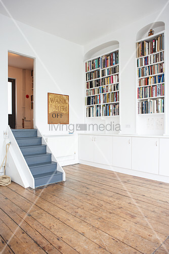 Empty Room With Fitted Cupboards And Buy Image 12415655