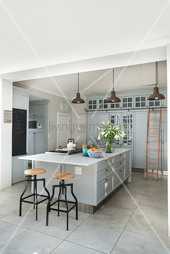 Island Counter And Floor To Ceiling Buy Image 12486075